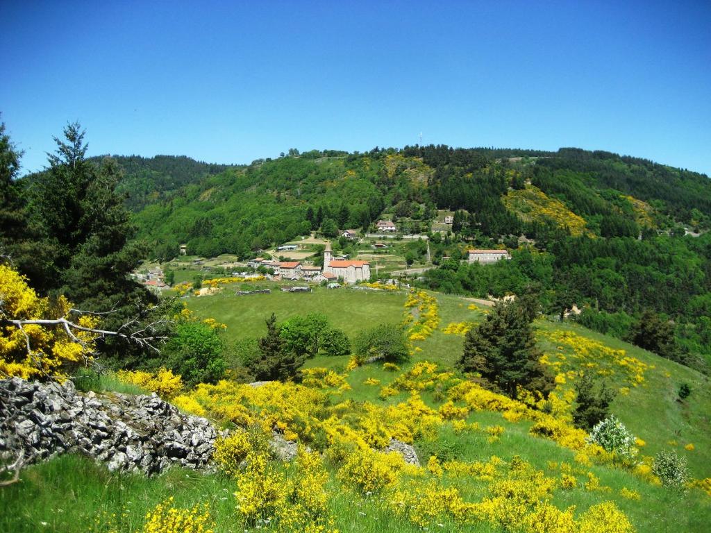 B&B / Chambre d'hôtes Le Relais De Rochepaule Le Village 07320 Rochepaule