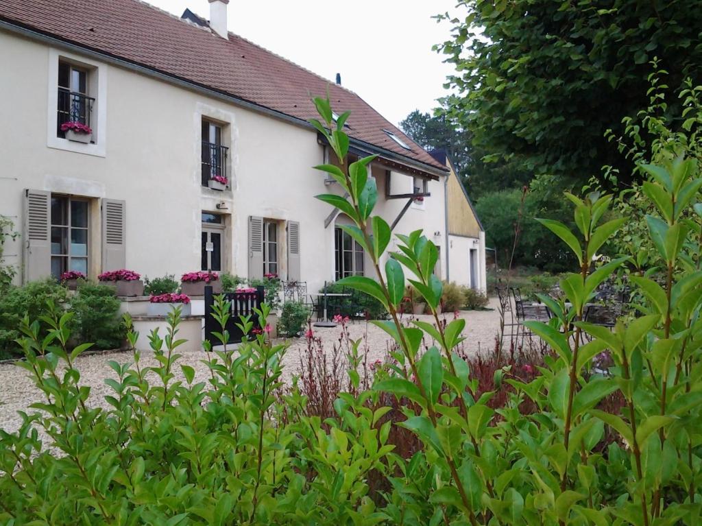 Le Repos Coquelicot 15 Rue des Maraîchers, Montillot, 89660 Montillot