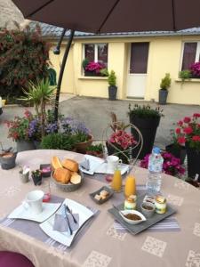 B&B / Chambre d'hôtes Le Rivage De Ket'hou 72 Rue Sainte Marie 50630 Quettehou Normandie