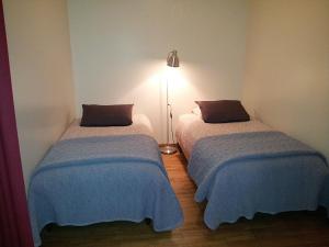 B&B / Chambre d'hôtes Le Salon de Musique B&B 15bis Rue du Chesnay 27510 Tourny Normandie