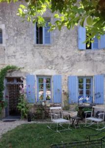 B&B / Chambre d'hôtes Le vieux Prieuré 14 Rue de la Fontaine du Parc 17160 Cressé -1