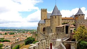 Le village-hôtes