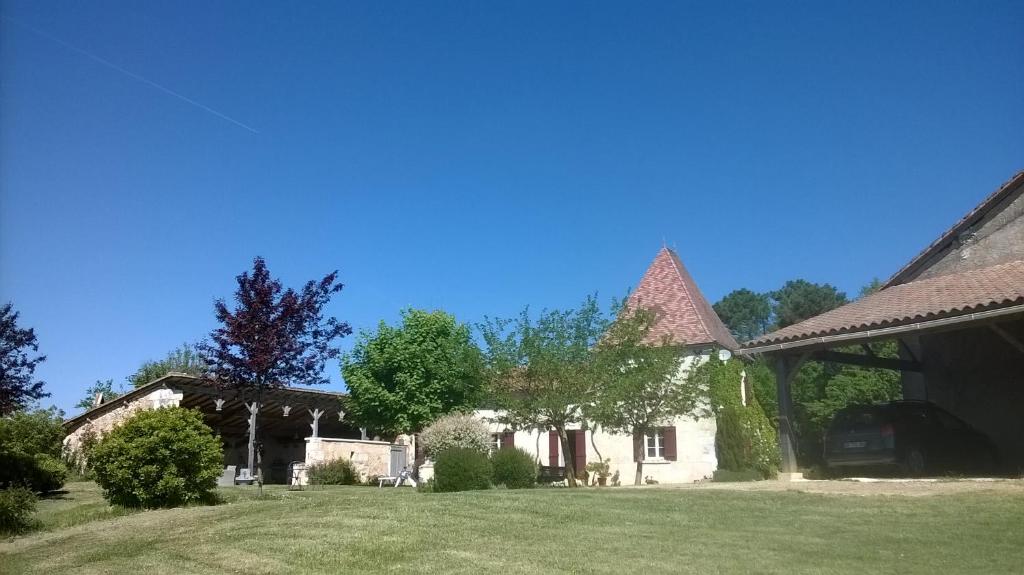 B&B / Chambre d'hôtes lembaudie st privat des prés Lembaudie 24410 Saint-Privat-des-Prés