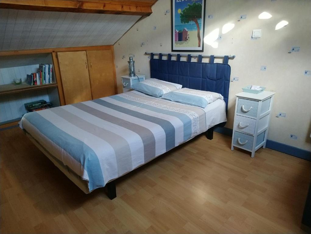 B&B / Chambre d'hôtes Les Aubretias Domois 2 rue abbé chanlon 21600 Fénay