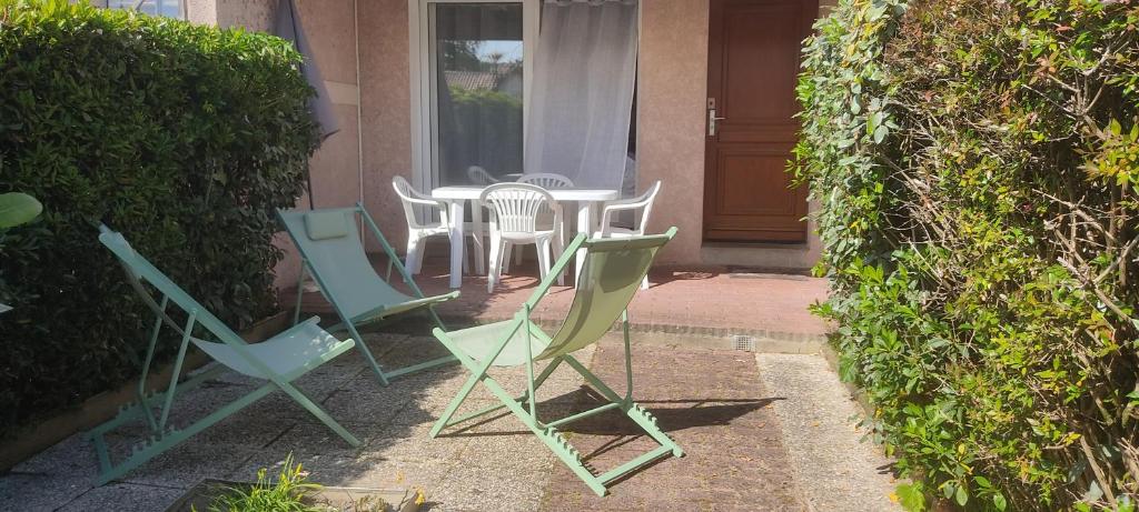 LES BRUYERES chambre d'hôte de charme Calme assuré 11300 Loupia