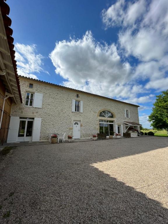 B&B / Chambre d'hôtes Les Chambres de Carreau Lieu dit Carreau 47180 Meilhan-sur-Garonne