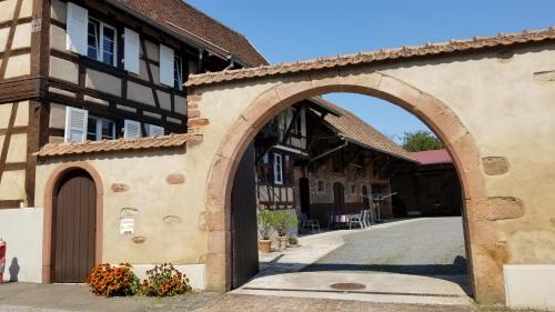 LES COLOMBAGES