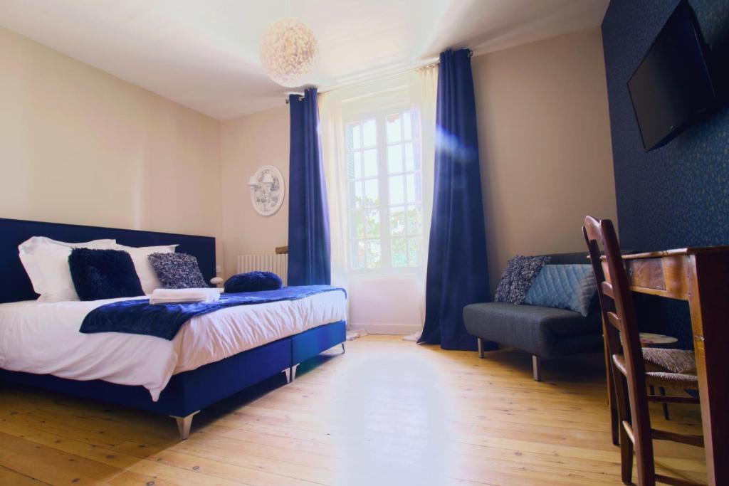 B&B / Chambre d'hôtes LES CORDERIES 7 Rue Jean Yole 85100 Les Sables dʼOlonne