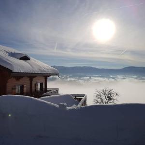 B&B / Chambre d'hôtes Les Genévriers 56 Le Bayard 39460 Foncine-le-Haut Franche-Comté