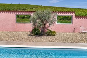 B&B / Chambre d'hôtes Les Glycines - Domaine Gilles Coperet Les Chastys 69430 Régnié Rhône-Alpes