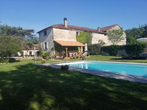 Les Granges de la Leigne, Ruffec