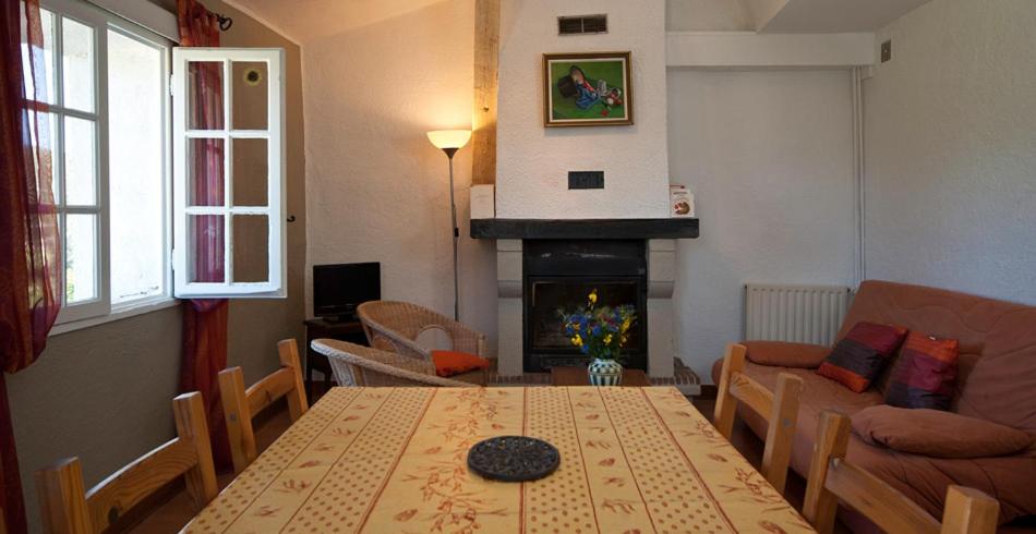LES HAUTS DU CAUSSE 12330 Grand-Mas