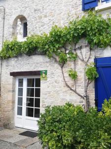B&B / Chambre d'hôtes les hirondelles bleues Hameau Feugères 14230 Isigny-sur-Mer Normandie