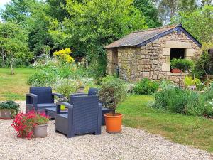 B&B / Chambre d'hôtes Les Hortensias de Kerbarch 54 Kerbach 56400 Ploemel Bretagne