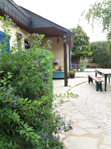 Les Mouettes formule gite ou Bed and Breakfast,jardin,draps et linge de maison inclus