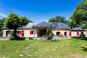 B&B / Chambre d'hôtes Les Oiseaux de Passage Les Fraux 46600 Gignac Limousin