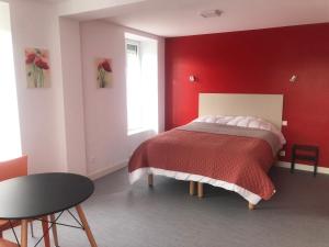 B&B / Chambre d'hôtes Les Papoulis 2 Rue de la Jouvence 85290 Saint-Laurent-sur-Sèvre Pays de la Loire