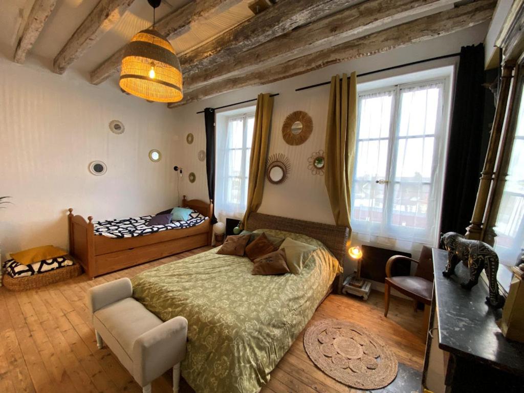 B&B / Chambre d'hôtes Les petites Mirabelles 7 Rue de Blois 41140 Noyers-sur-Cher