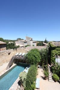 B&B / Chambre d'hôtes Les Sardines aux Yeux Bleus Chambres d'Hôtes Hameau de Gattigues 30700 Aigaliers Languedoc-Roussillon