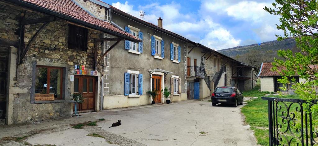 B&B / Chambre d'hôtes Les Terres d'en haut 245 route du belvédère, La ferme du gorgin 01680 Innimond