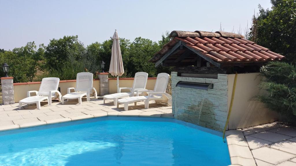 B&B / Chambre d'hôtes Les Tilleuls Le Village 31350 Saint-Pé-Delbosc