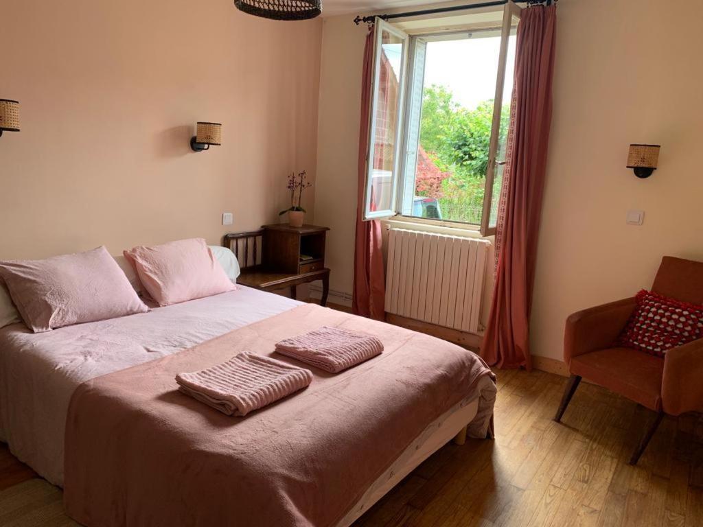 B&B / Chambre d'hôtes Les Vergers de Freya Samarue 87130 Neuvic-Entier