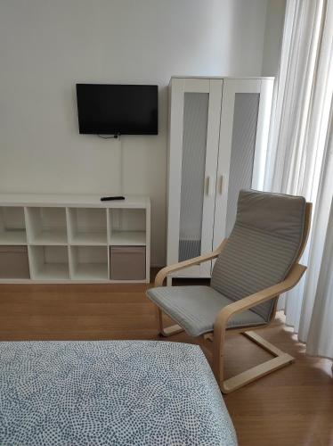 Lira Guest House B&B