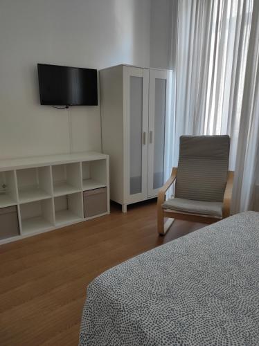 Lira Guest House B&B