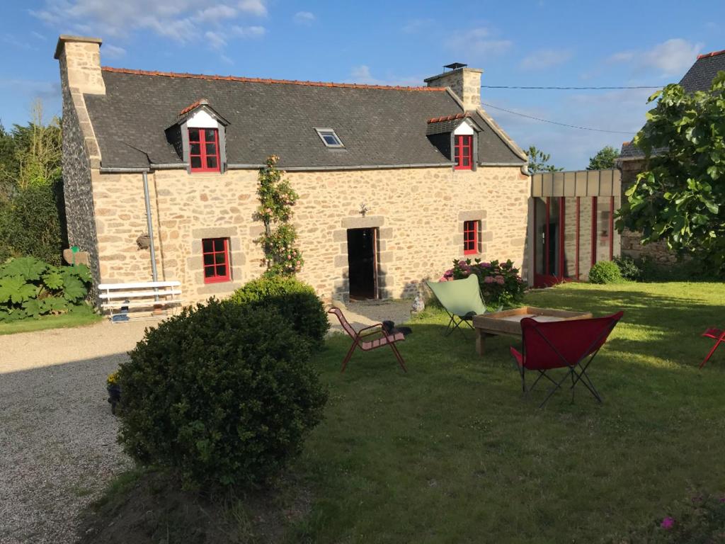 B&B / Chambre d'hôtes LocMajan Loc Majan 29830 Plouguin