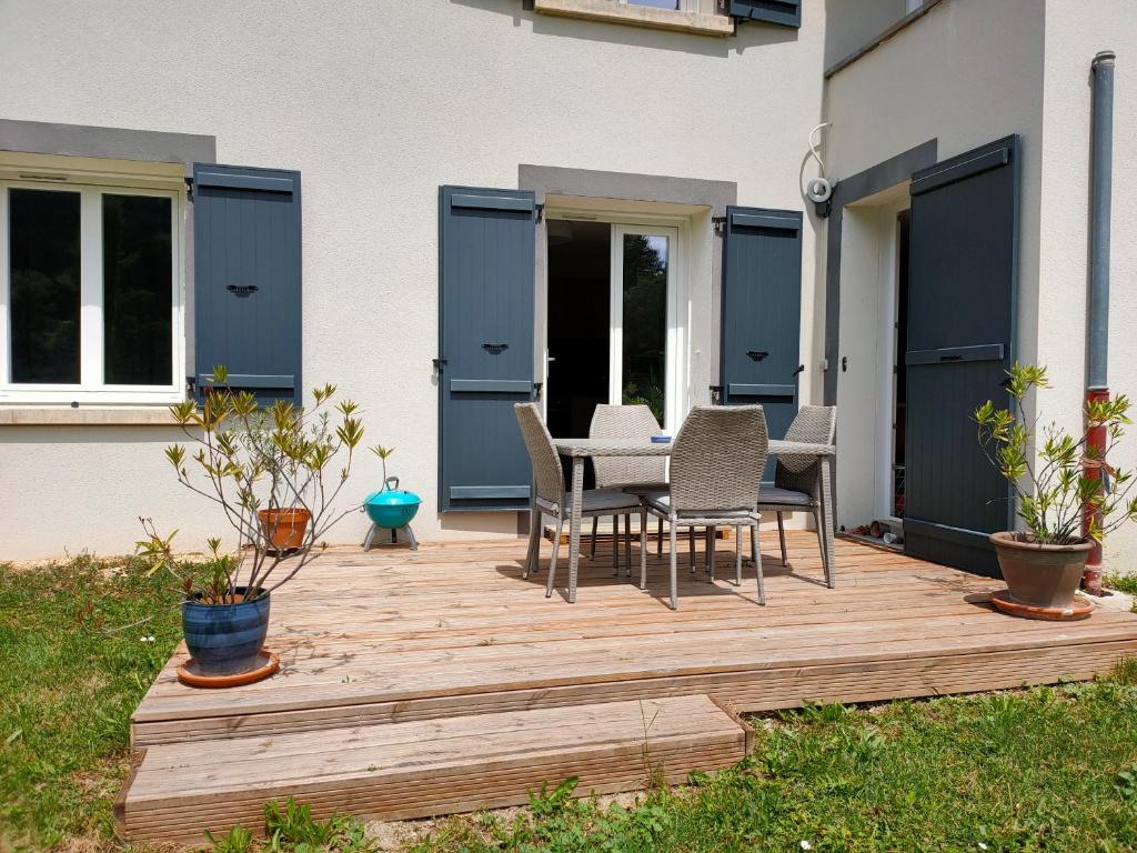 LOGIS du Château du Bois Doucet 86800 Bignoux