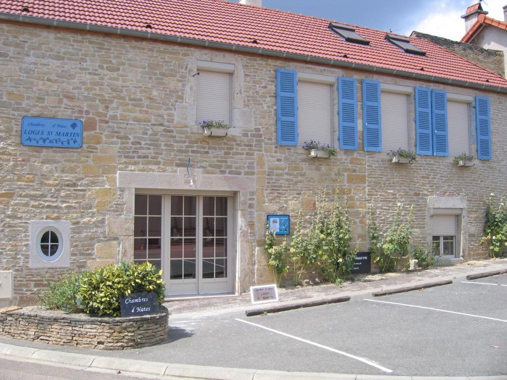 B&B / Chambre d'hôtes Logis Saint Martin 2 rue de l'Aye 21700 Magny-lès-Villers