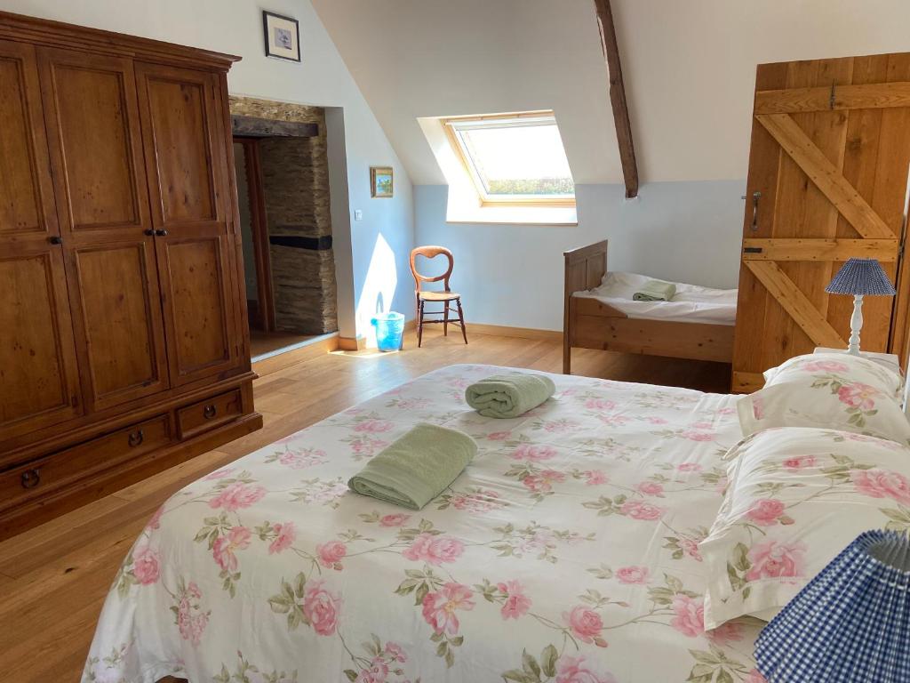 B&B / Chambre d'hôtes Longère Ville Voisin - chambre d'hôte La Ville Voisin 56800 Augan