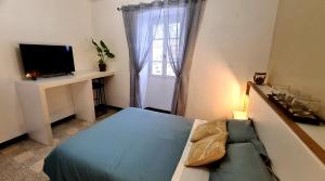 B&B / Chambre d'hôtes Lou mouli di baou 97 Place du Sablas 07120 Labeaume Rhône-Alpes