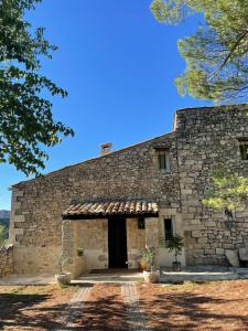 B&B / Chambre d'hôtes Lou Paradou Luberon 245 Rue Jean Jaurès 04110 Reillanne Provence-Alpes-Côte d\'Azur