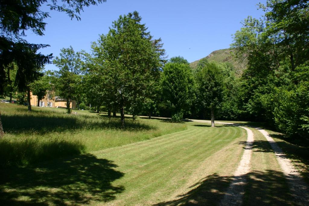 B&B / Chambre d'hôtes Lou Prat Campis 48150 Meyrueis