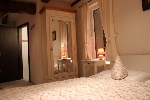 Lucia's Gästehaus \ Pötrauer Straße 3a, 21514 Büchen