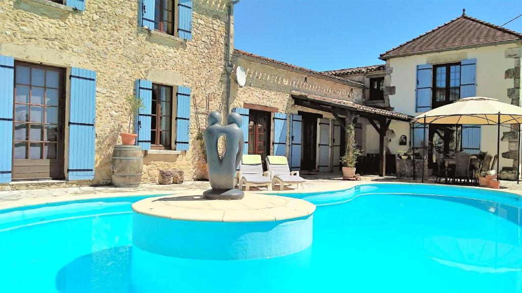 Luxury B&B Maison à votre Santé, in Bordeaux wine region Lieu-dit Marzelle, 47120 Savignac-de-Duras