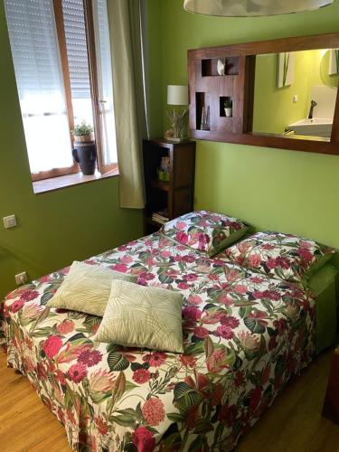 Lyon City Home's Bed & Breakfast