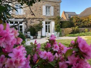 B&B / Chambre d'hôtes Maison d'hôtes de charme La Rose de Ducey près du Mont Saint Michel 14 Rue des Chéris 50220 Ducey Normandie