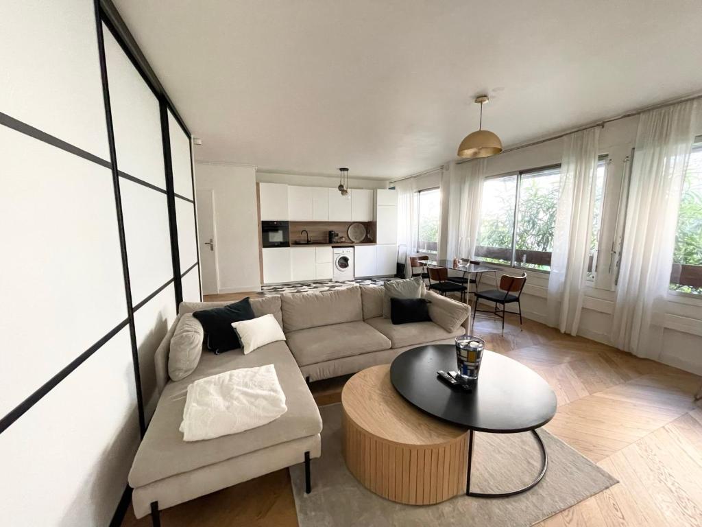 Maison d'Hôtes de Kerzine 56680 Plouhinec