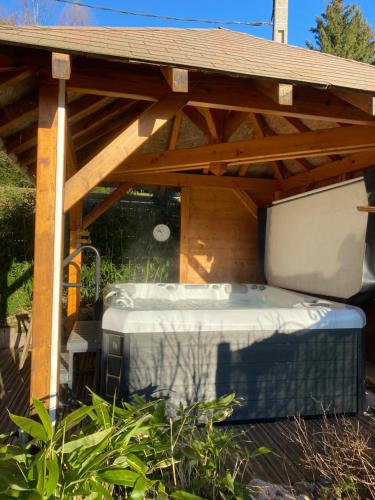 Maison d'hôtes La Devinière - Spa accessible toute l'année