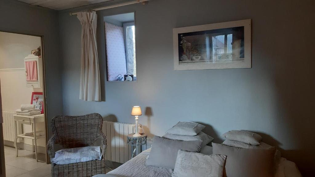 B&B / Chambre d'hôtes Maison d'hôtes La Rose Laitière Lieu-dit Ferme de Courtarieux 59213 Saint-Martin-sur-Écaillon