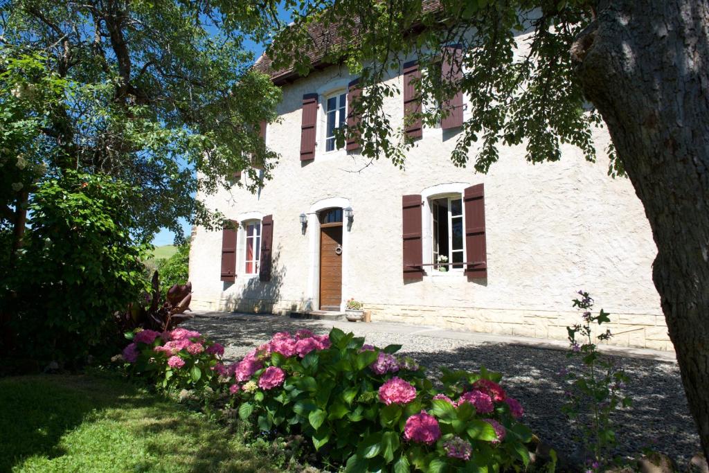 Maison d'Hôtes Léchémia Quartier du Bois, 64270 Salies-de-Béarn