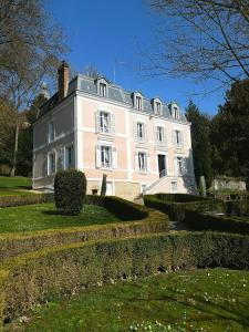 B&B / Chambre d'hôtes Maison d'hôtes Stella Cadente 28, Rue Maximilien Michelin 77160 Provins Île-de-France