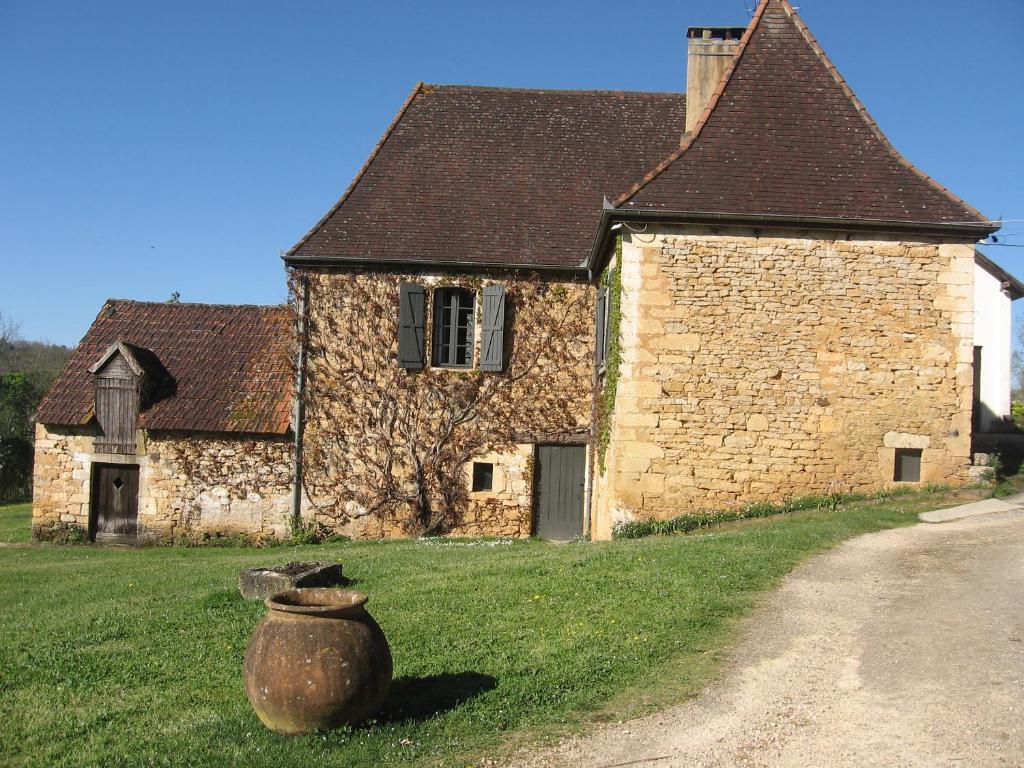 B&B / Chambre d'hôtes MAISON DE FAMILLE MOMBETTE 24250 Cénac-et-Saint-Julien