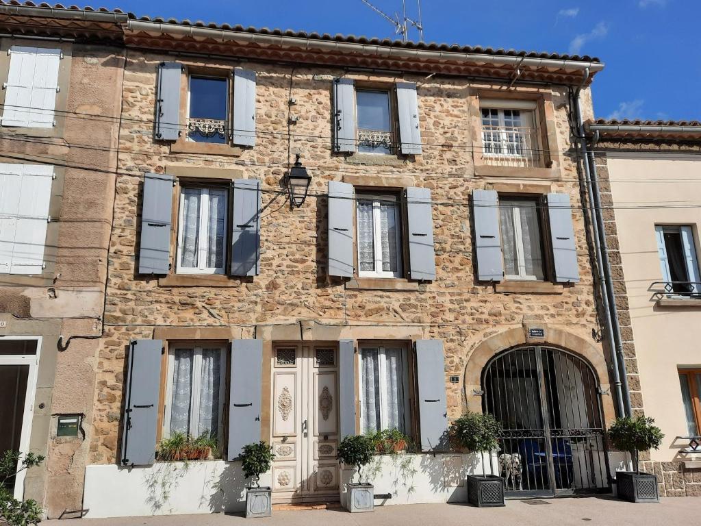 B&B / Chambre d'hôtes Maison du Coquelicot 8 Boulevard du Minervois 11200 Tourouzelle