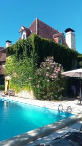 Maison Grandes Chambres avec cuisine -jardin -Terrasse-BBQ