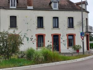 B&B / Chambre d'hôtes Maison ICI et LA 10 avenue de la gare 21150 Venarey-les-Laumes Bourgogne