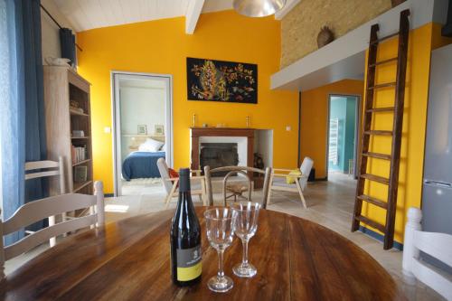 Maison indépendante à la nuitée avec petit déjeuner