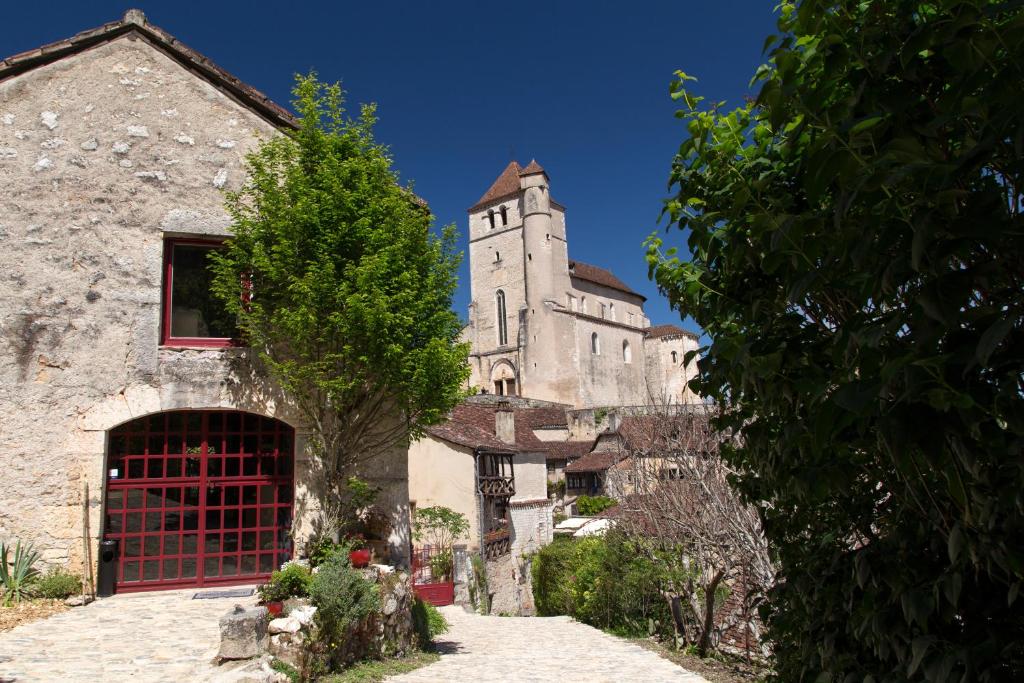 B&B / Chambre d'hôtes Maison Lapopie chambres et gîte Chemin neuf le bourg Le bourg 46330 Saint-Cirq-Lapopie